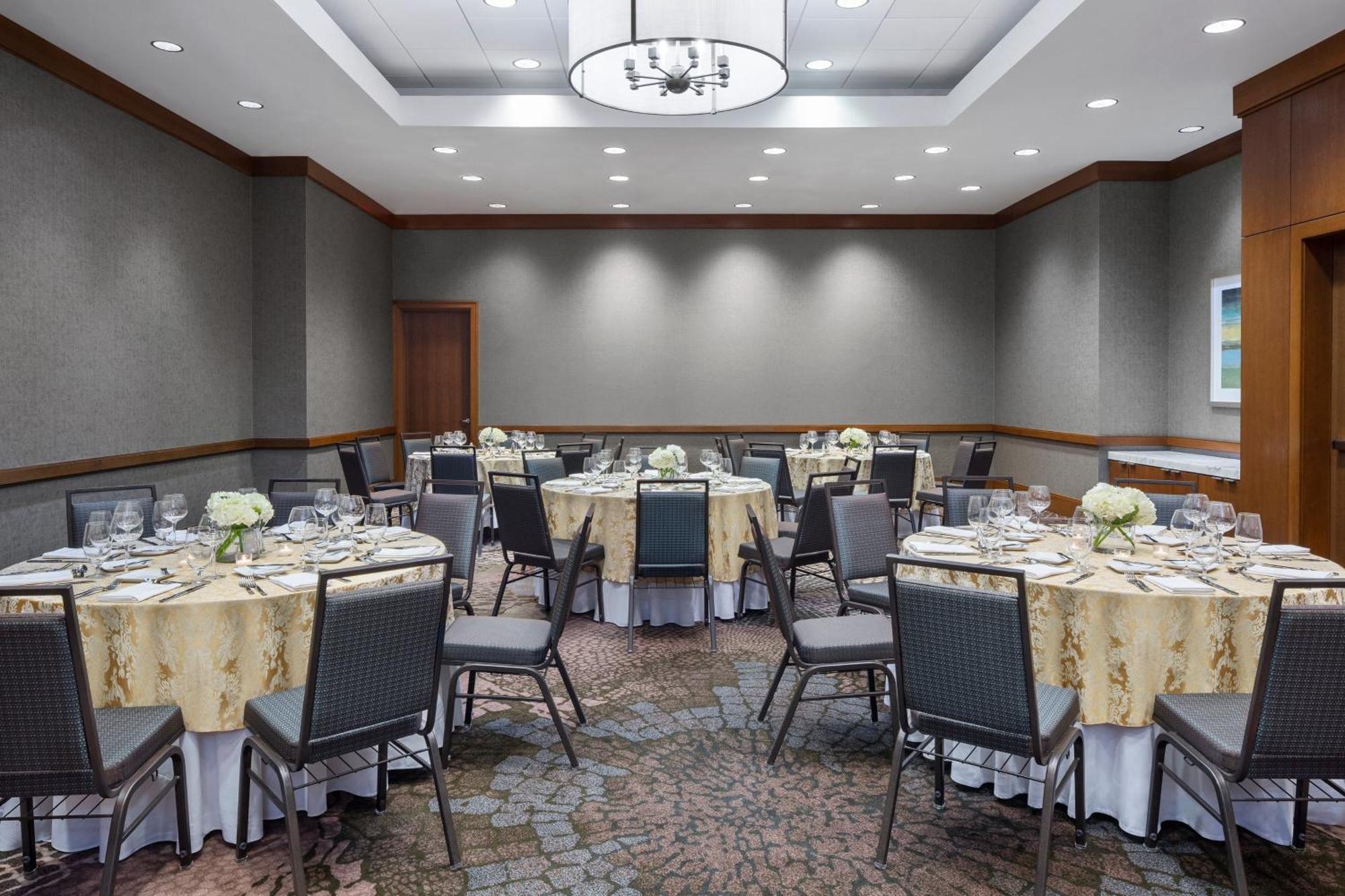 The Westin Washington National Harbor Hotel Exterior photo